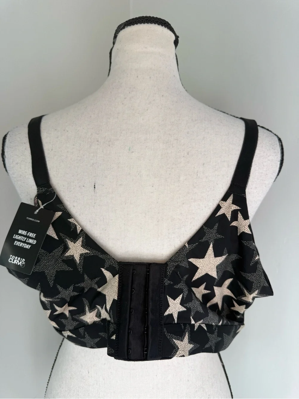 Torrid Curve 360 Back Smoothing Wire-Free Star Bra 40D NWT Black